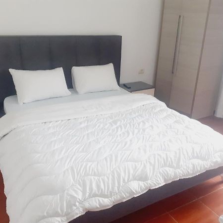 Anxhelos Hotel Himarë Extérieur photo
