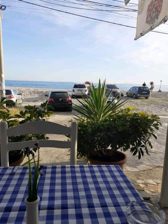 Anxhelos Hotel Himarë Extérieur photo