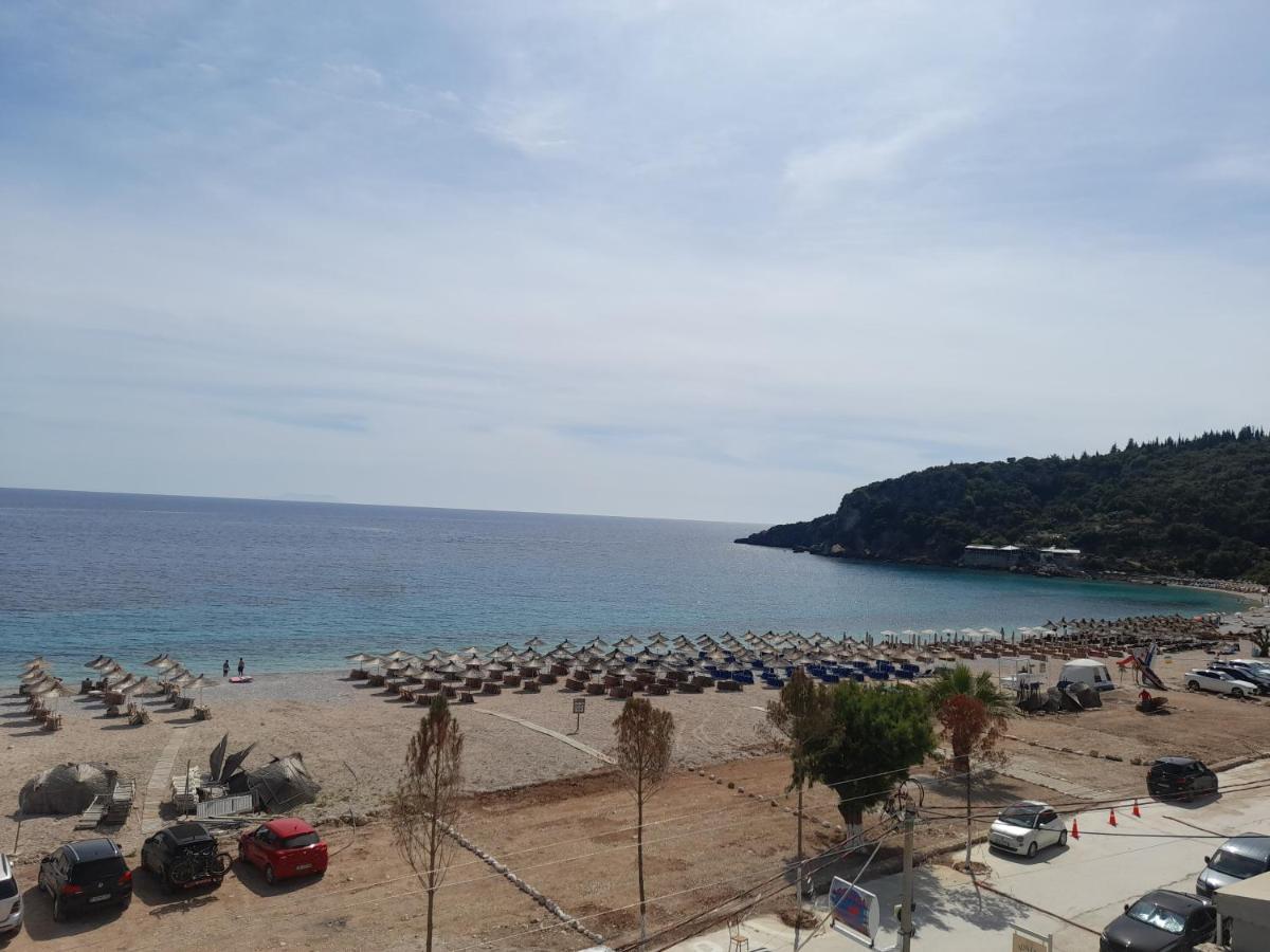 Anxhelos Hotel Himarë Extérieur photo