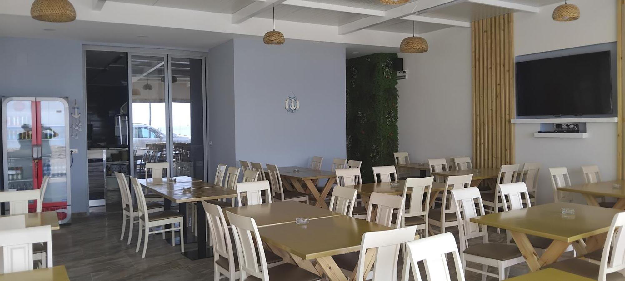 Anxhelos Hotel Himarë Extérieur photo