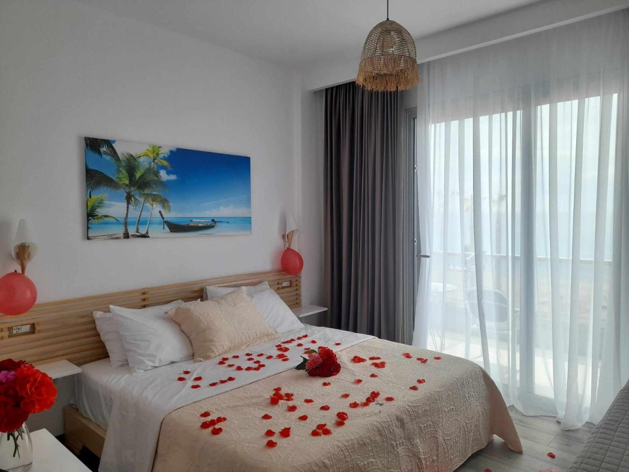 Anxhelos Hotel Himarë Chambre photo