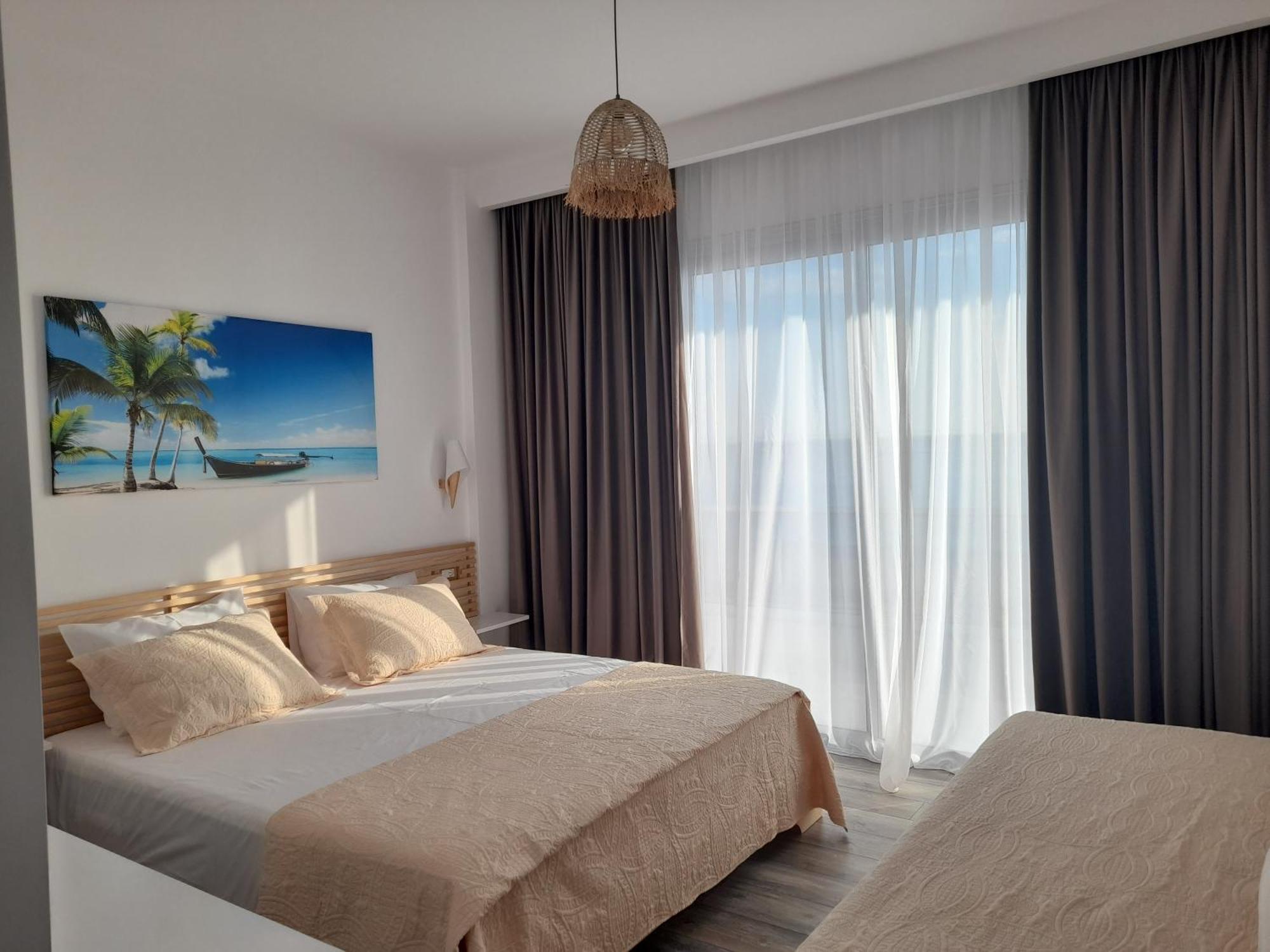 Anxhelos Hotel Himarë Chambre photo